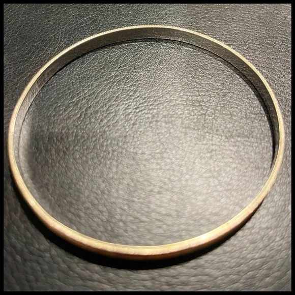 Anna Beck Classic Dots Bangle in 18K & Sterling Silver.